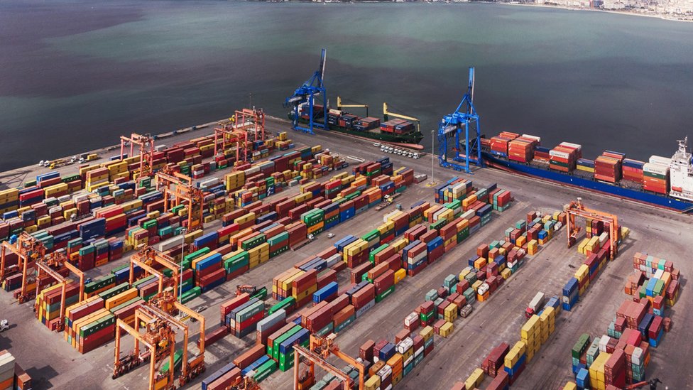 Türkiye’nin İhracatında Hangi Sektörler Öne Çıkıyor? 2025 Sanayi Görünümü